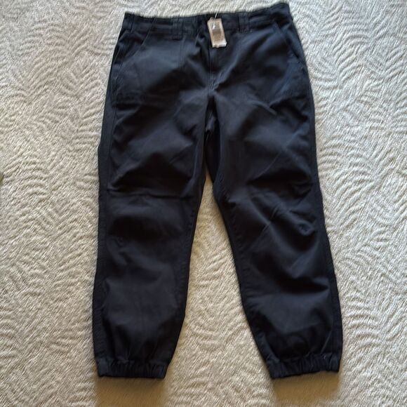NWT Torrid Utility Stretch Twill Jogger in Deep Black Size 16 Regular - Picture 7 of 12